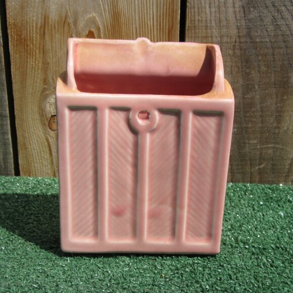 Vintage McCoy Pottery Pink US Mailbox Wall Letters Mail Holder Pocket Planter - Picture 3 of 7
